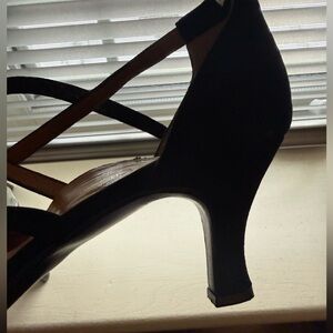 Beautiful Vintage Tango sandals—great for any formal occasion. NEW